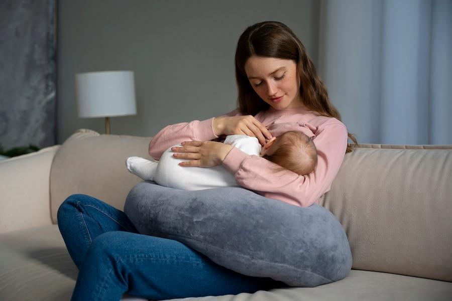 From Cradle To Cross Cradle Exploring Effective Breastfeeding